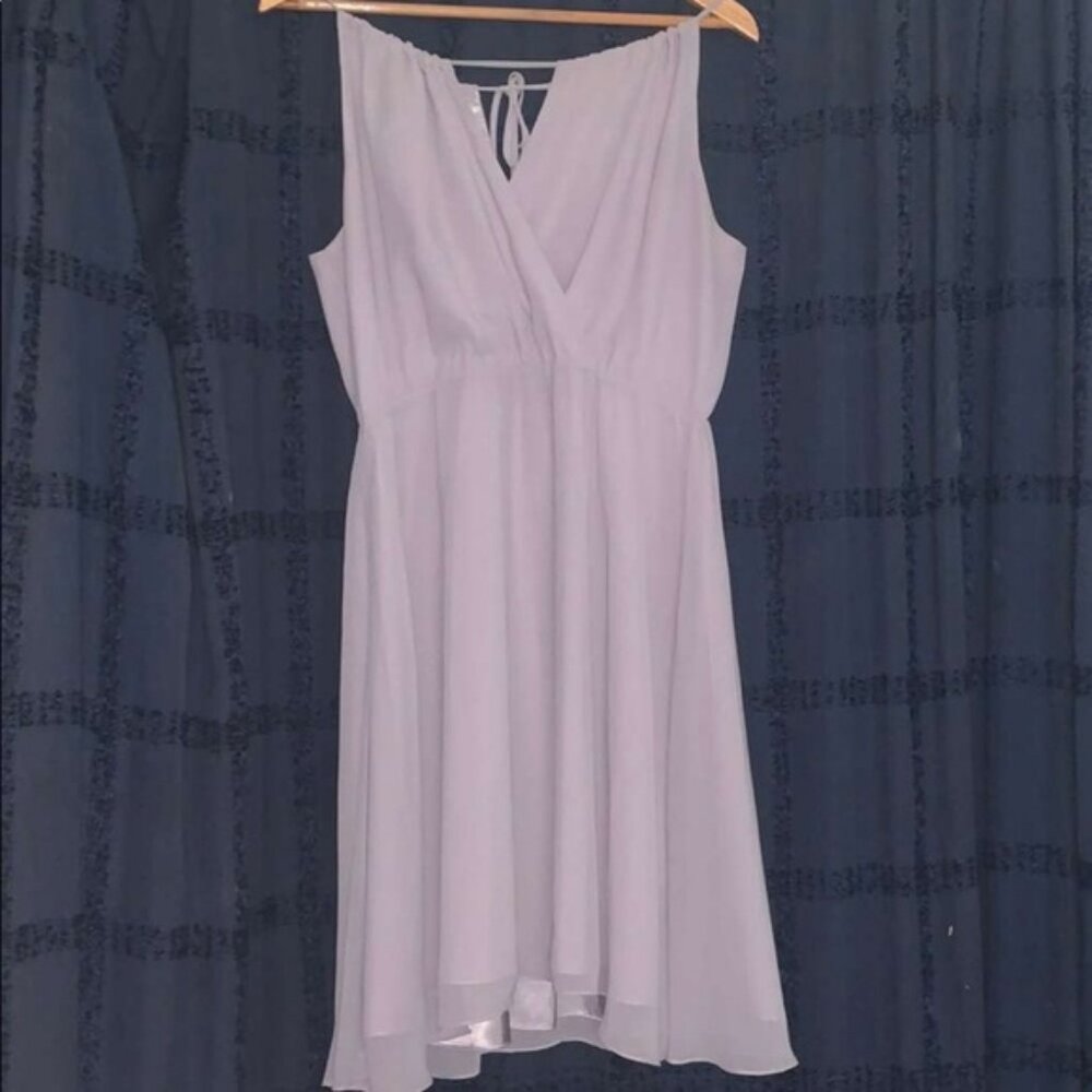Chic Sleeveless Lavender Midi Dress